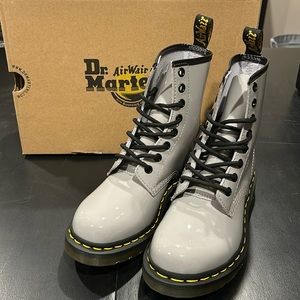 Women’s Dr. Martens Boots NWB